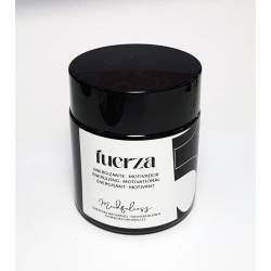 Aromatherapie-Kerze mit ätherischen Ölen Kraft